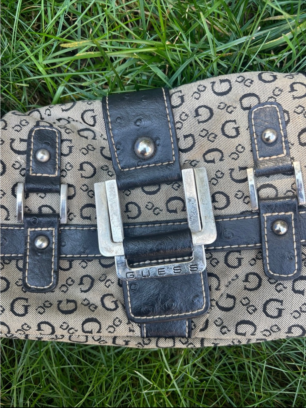 GUESS Beige Logo Print Shoulder Bag with Black Accents - Picture 2 of 4